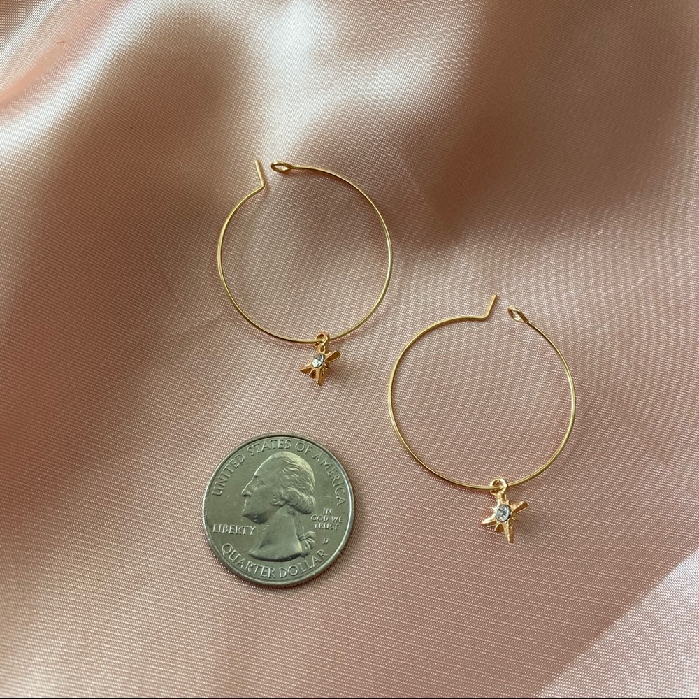 🔥 Stars Hoops Hoop Earrings - Picture 3 of 4